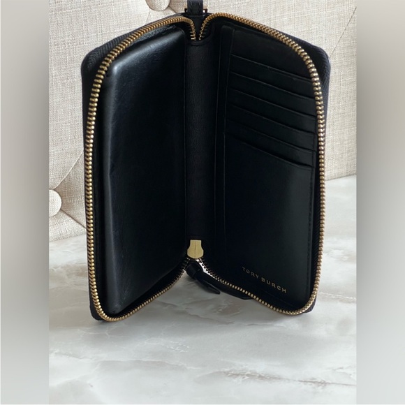 Tory Burch black soft leather wristlet wallet - Picture 4 of 5